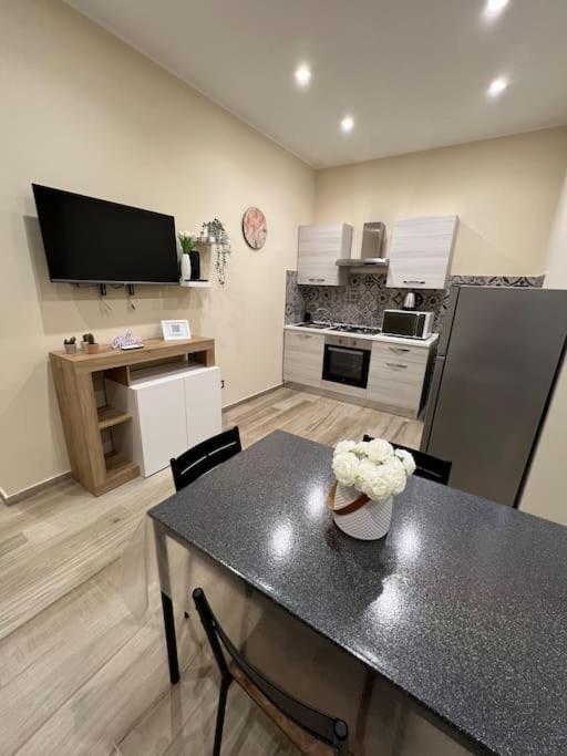 La Dimora Etnea Apartman Catania-Fontanarossai nemzetközi repülőtér Kültér fotó